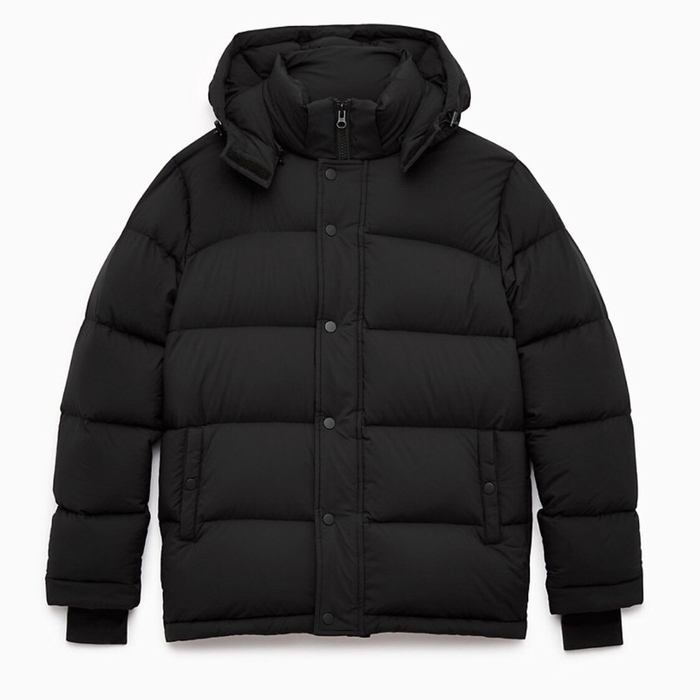 Aritzia TNA The Super Puff